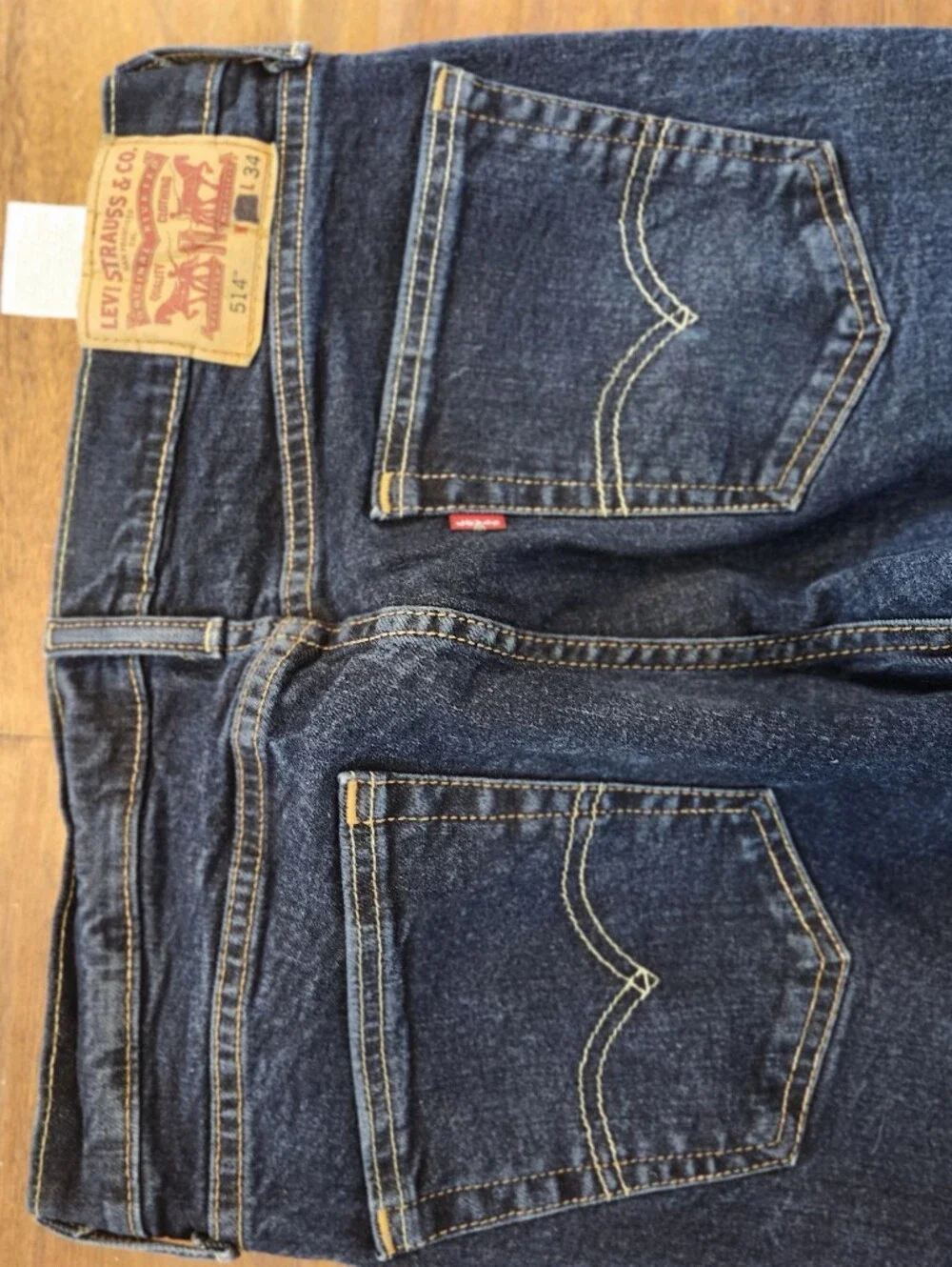 Mens Levi Strauss 514 Blue Jeans. W32 L34. Never Altered.